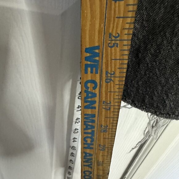 GAP Jeans Women’s 32 14 Cheeky Straight High Rise Button Fly Gray Denim Raw Hem - Picture 10 of 10